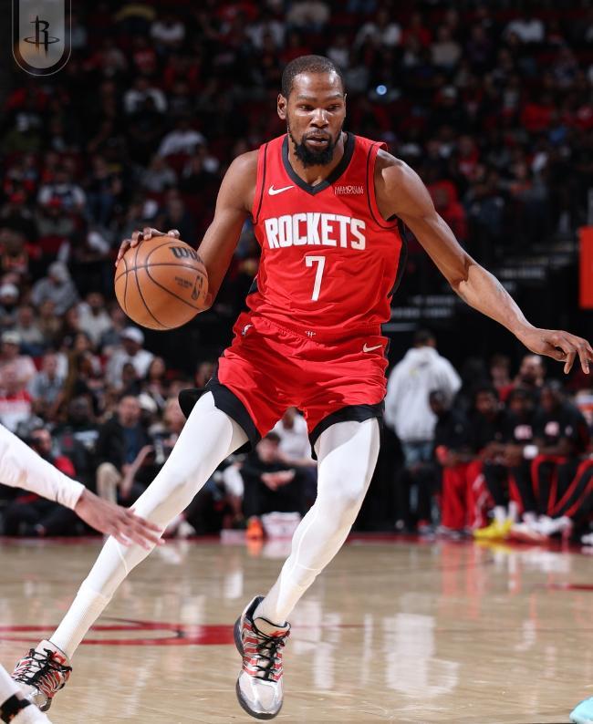 Kaiyun sports-探花准三双创生涯新高，杜兰特30+7申京8失误，火箭送奇才８连败